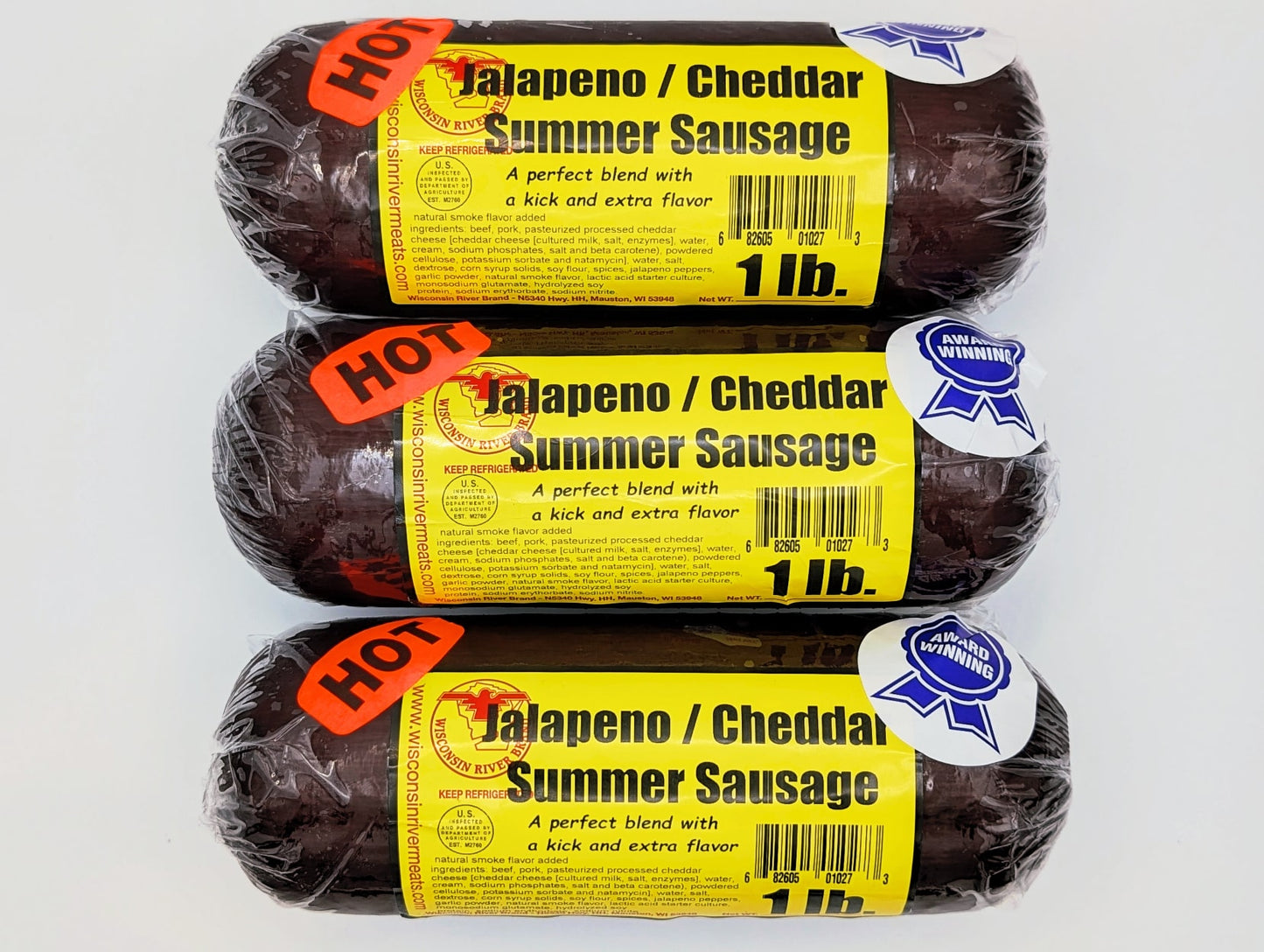 3 lb jalapeño cheddar summer sausage made with premium beef, spicy jalapeños, and real cheddar cheese